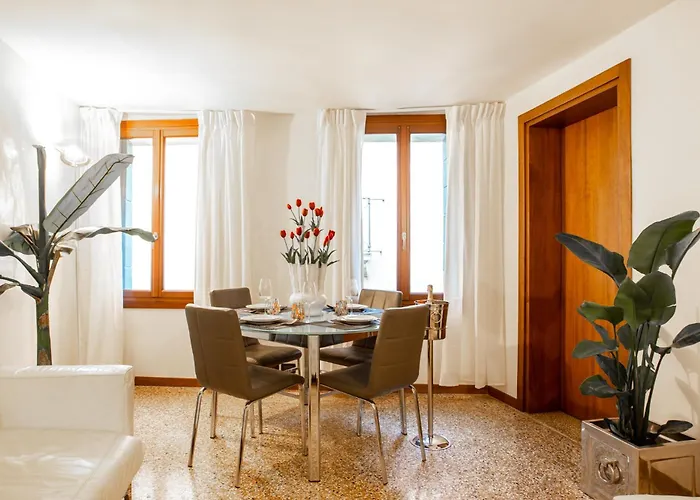 公寓 Luxury In San Marco, *